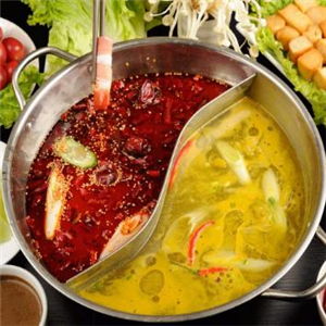 鲜回转自助火锅 视觉叙事中的味觉与氛围双重体验
